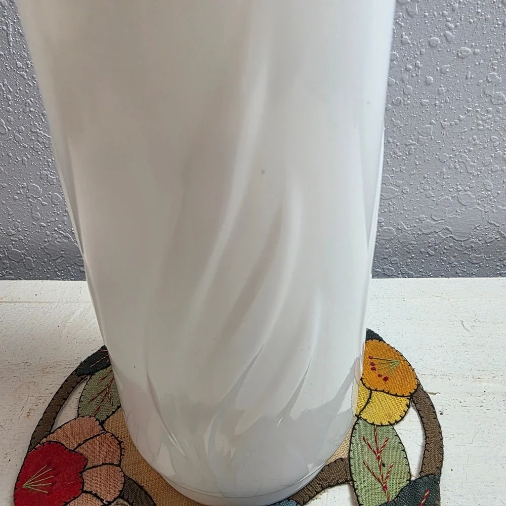 Vintage White‎ Milk Glass Swirl Flame Cylinder Vase Mid Century Modern Decor